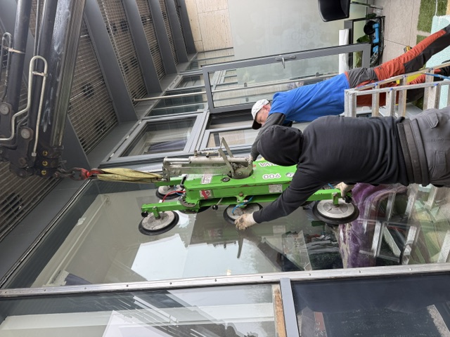 About Northolt Glazing